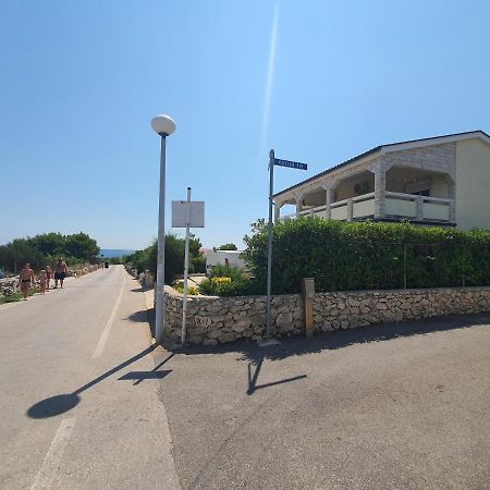 Ruzica Apartments Vir Exterior photo