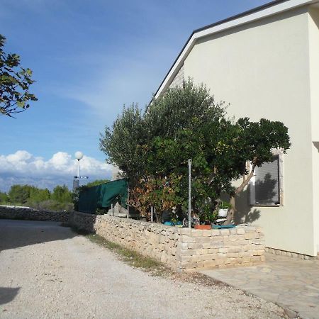 Ruzica Apartments Vir Exterior photo