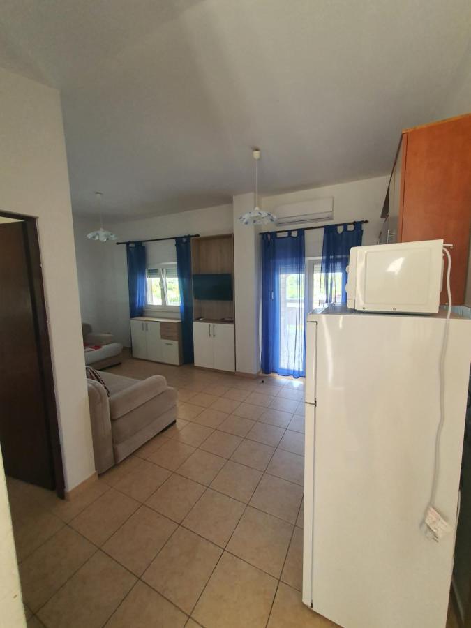 Ruzica Apartments Vir Exterior photo